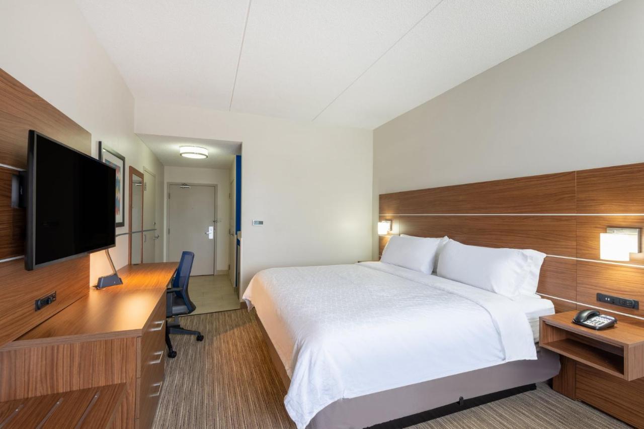 Holiday Inn Express Vermilion By Ihg Exterior foto